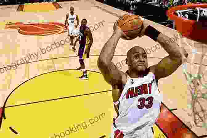 Alonzo Mourning Blocking A Shot Superstars Of The Miami Heat (Pro Sports Superstars (NBA))