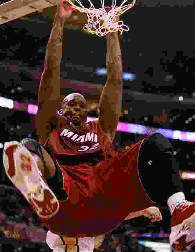 Shaquille O'Neal Dunking In A Heat Uniform Superstars Of The Miami Heat (Pro Sports Superstars (NBA))
